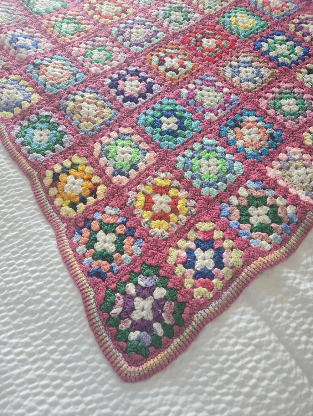 Vintage Granny Sqaures Crocheted Baby Blanket Sofa Throw Chair Blanket